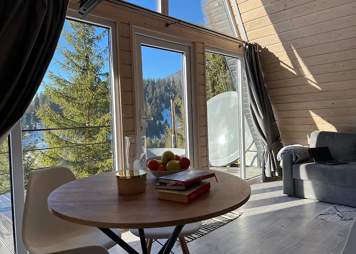 Kaif House кайф хаус афрейм * 韦尔霍维纳